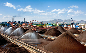 柳州某選礦廠重晶石脫水篩選加色選機提高礦石純色度，提高礦石質量