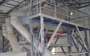 高服概率篩+直線篩解決平頂山某石英板材線給料不夠問題